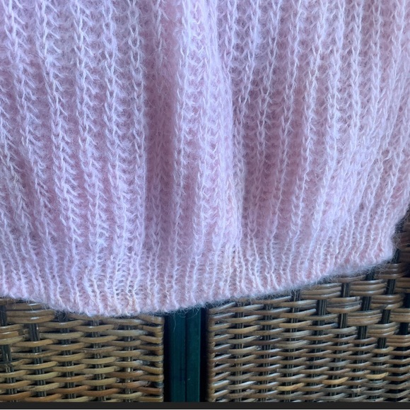 Ryan McLean Pink Sweater - Picture 7 of 8